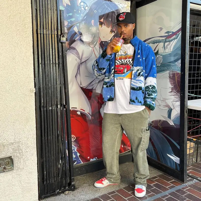 Xavier Wulf outfit in No Name, Nike, and New Era, 2021