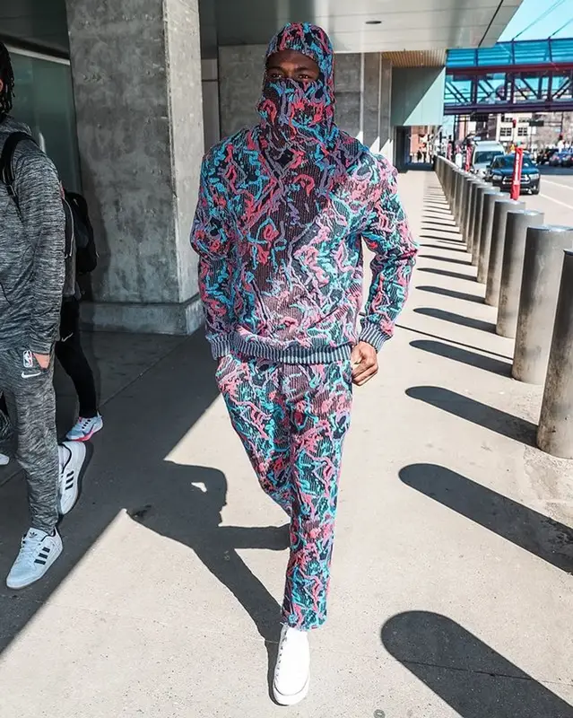 Thanasis Antetokounmpo outfit in Kozha and Converse, 2022