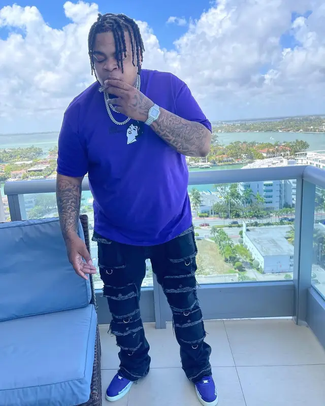 Big Yavo outfit in Supreme, Valabasas, and Nike, 2022
