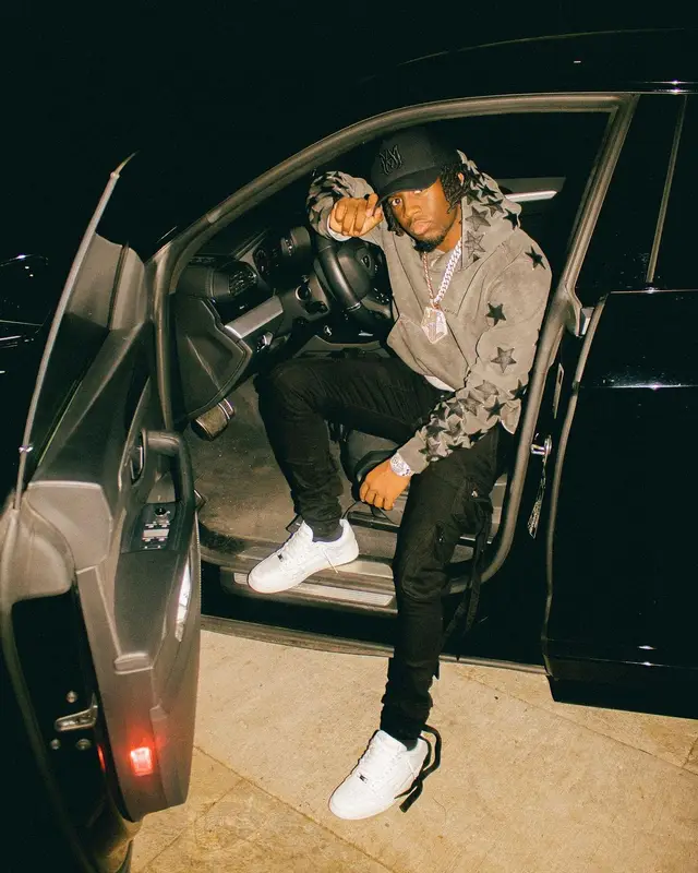 Kai Cenat outfit in Chemist and Amiri, 2022