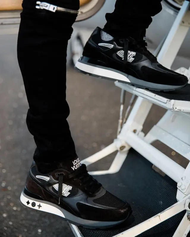 Kai Cenat outfit in Louis Vuitton and Amiri, 2020