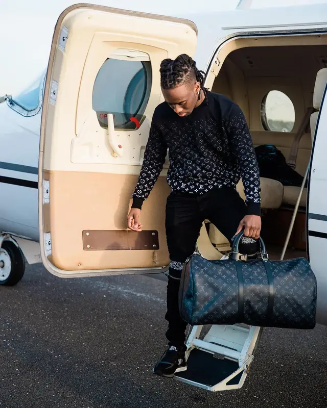 Kai Cenat outfit in Louis Vuitton and Amiri, 2020