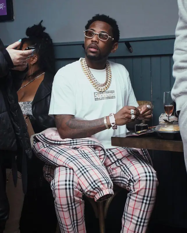Fabolous outfit in Supreme, Nike, and Burberry, 2022
