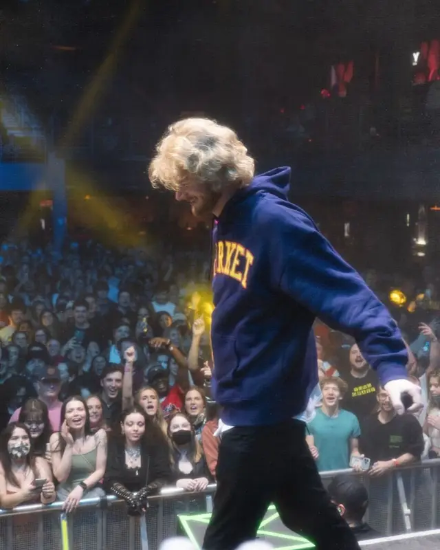 Yung Gravy outfit in Market, 2022