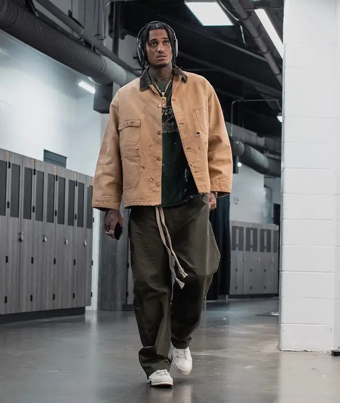 Jordan Clarkson outfit in Carhartt, Loewe, and Apple, 2022