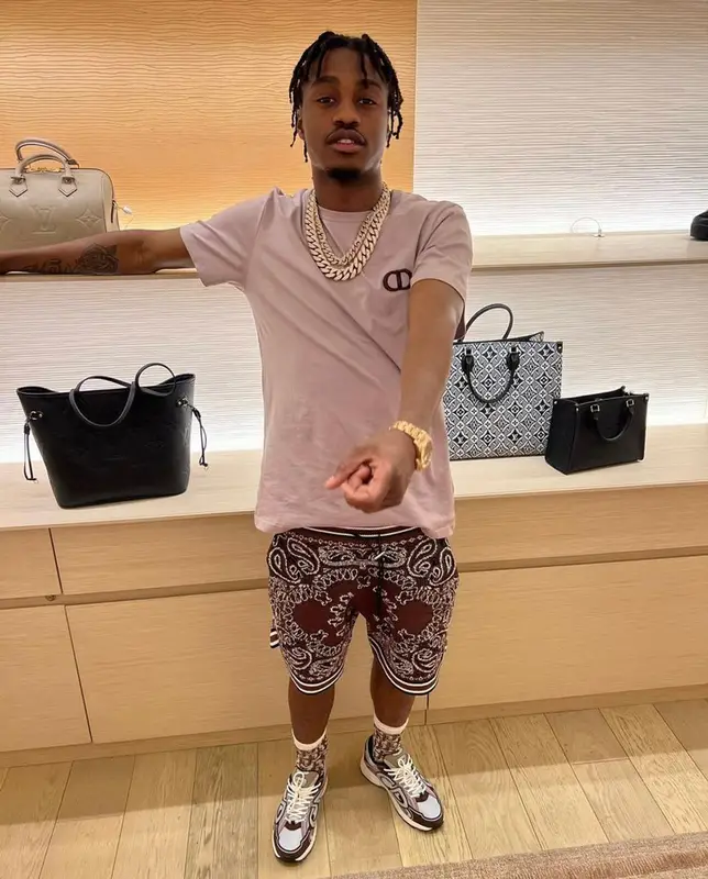 Lil Tjay outfit in Dior and Amiri, 2022