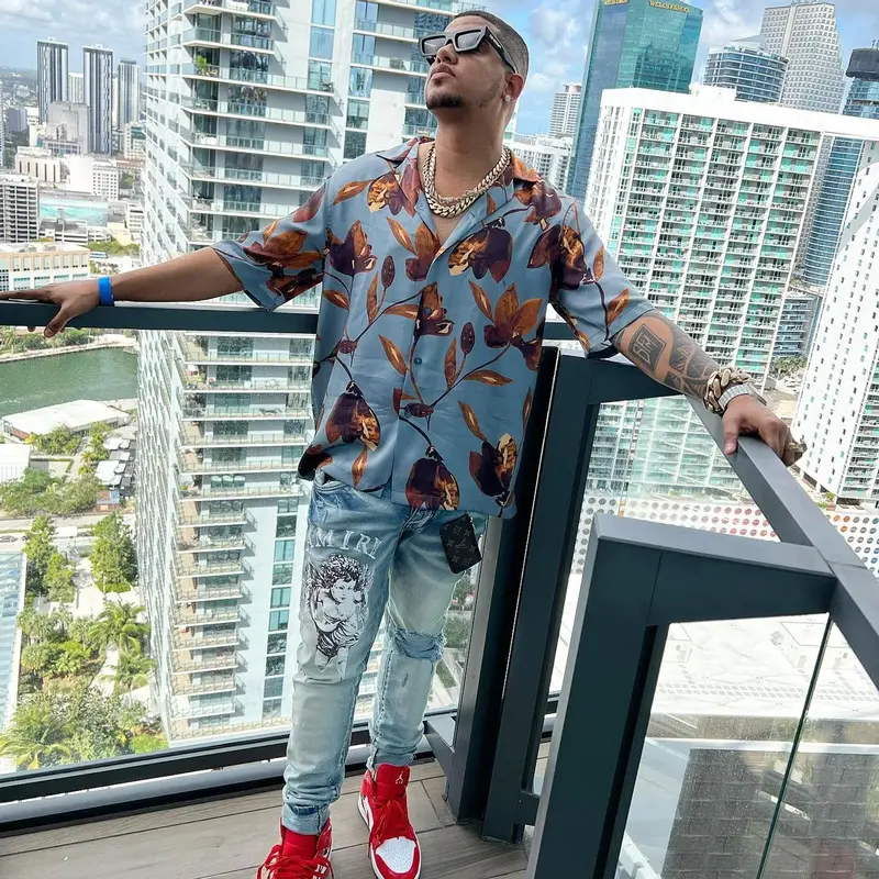 Bulova outfit in Amiri, Off-White, and Louis Vuitton, 2022