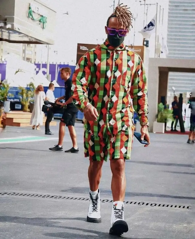 Lewis Hamilton outfit in Bossi, 2022