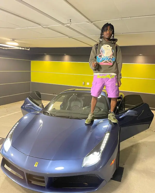 Ian Connor outfit in Nike, Gucci, and Cactus Plant Flea Market, 2021