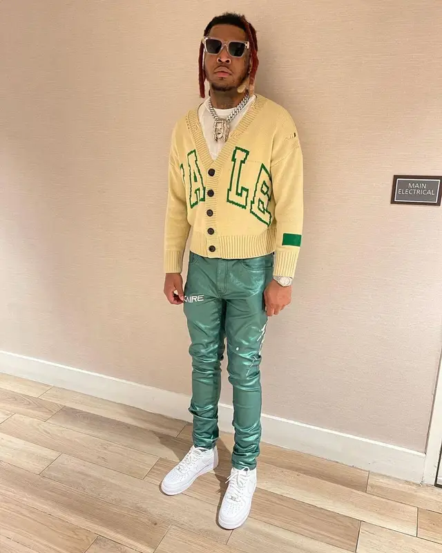 Lil Keed outfit in Vicaire, Nike, and James Oro, 2022