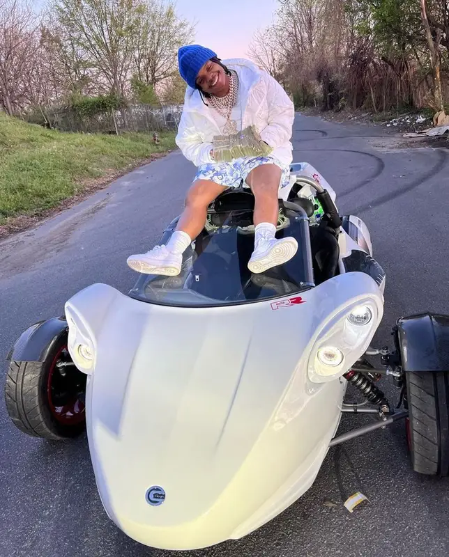 42 Dugg outfit in Nike and Louis Vuitton, 2022