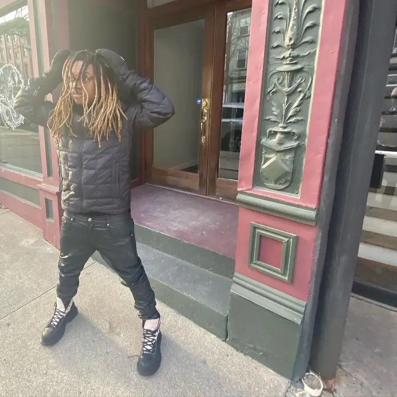 Tana outfit in The North Face, Alexander McQueen, and Ray-Ban, 2022