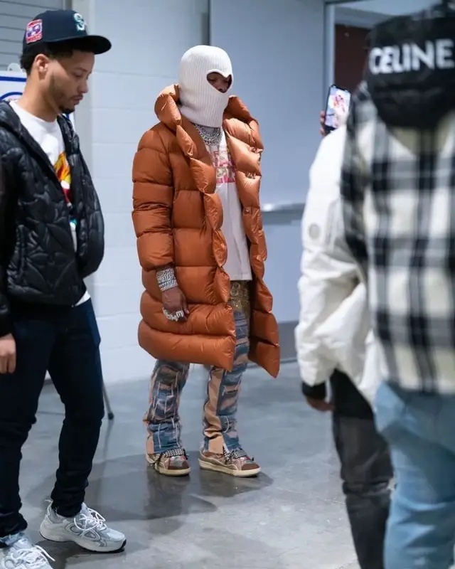 Lil Baby outfit in Rick Owens, Gallery Dept., and Burberry, 2022