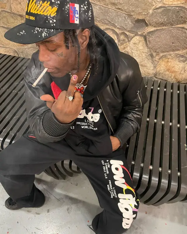Ian Connor outfit in Low Lights Studios, 2022