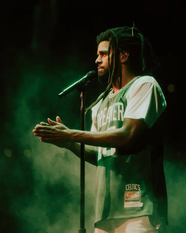 J. Cole outfit in Mitchell & Ness and Dreamer, 2022