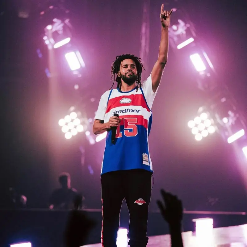 J. Cole outfit in Mitchell & Ness and Dreamer, 2021