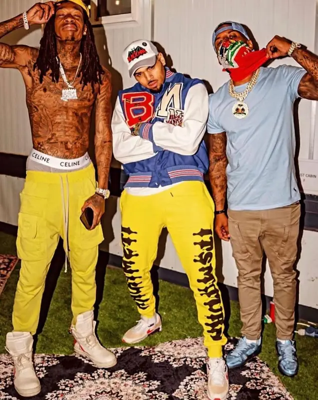 Chris Brown outfit in It's My Turn University, 2022