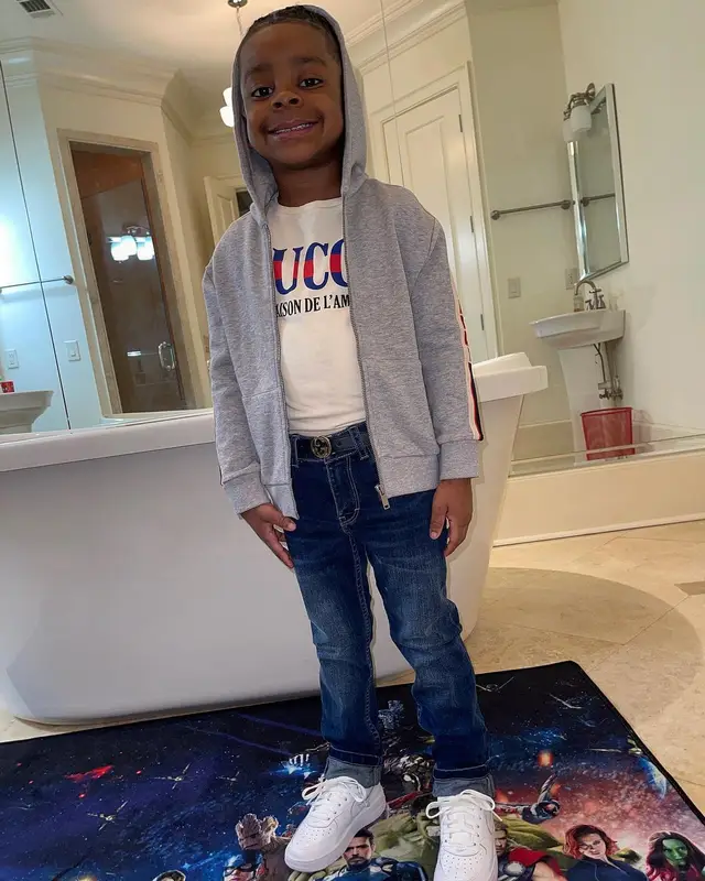 Jason Armani outfit in Gucci and Nike, 2021