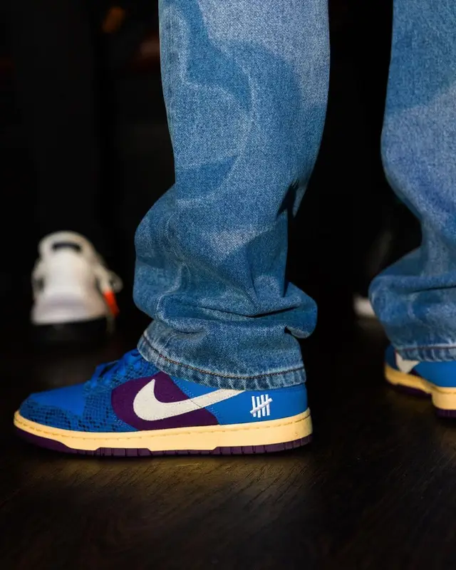 Fabolous outfit in Temples & Bridges, Nike, and Heron Preston, 2022