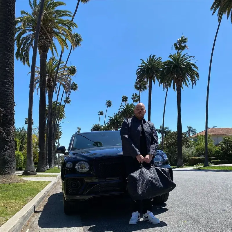 Fat Joe outfit in Louis Vuitton, Nike, and Bottega Veneta, 2022