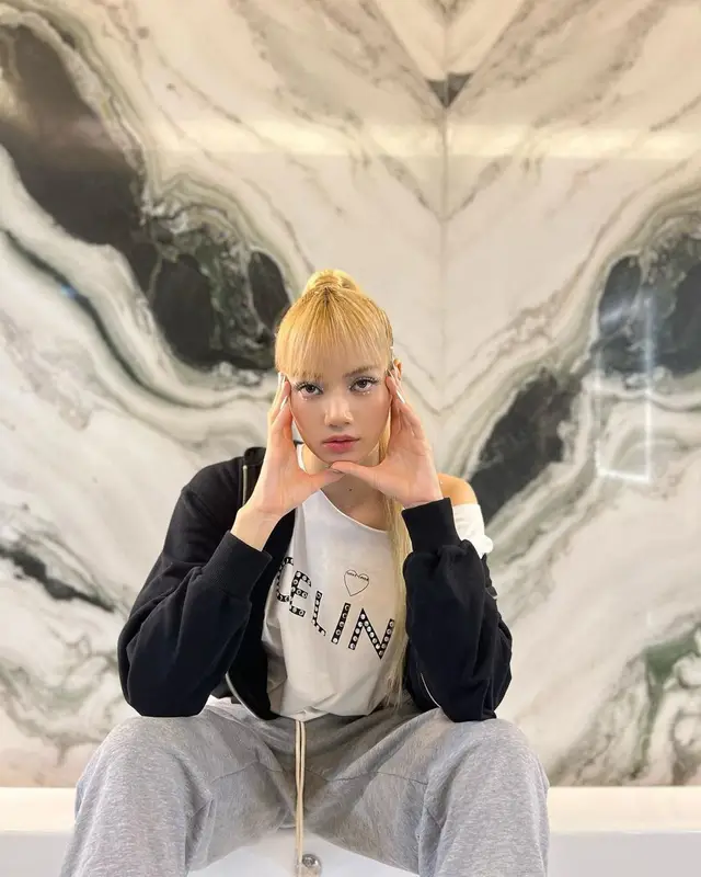 Lisa outfit in Celine, 2022