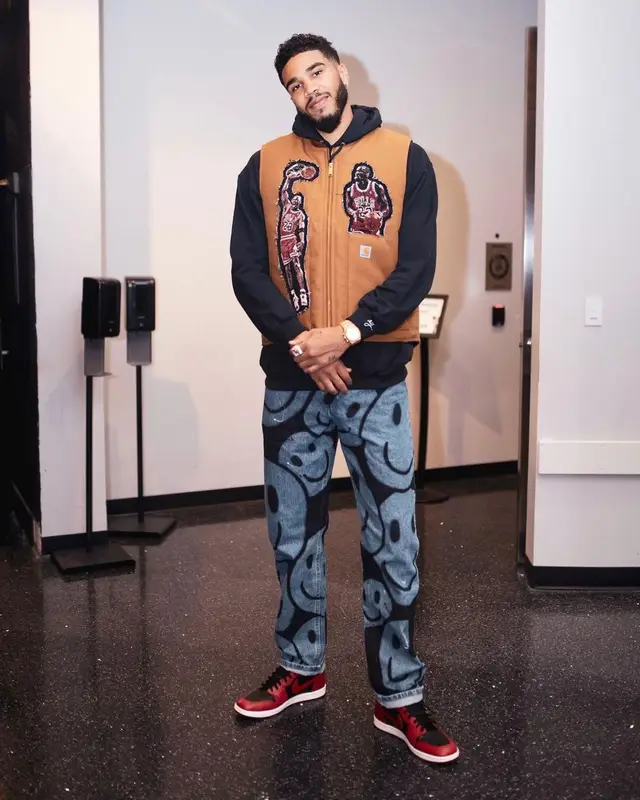 Jayson Tatum outfit in Bela Cartess, 2021