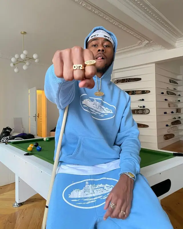 Lundun outfit in Corteiz and Nike, 2021