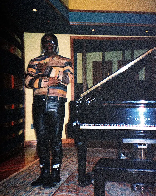 Lil Yachty outfit in Maison Margiela, Balenciaga, and H&M, 2022