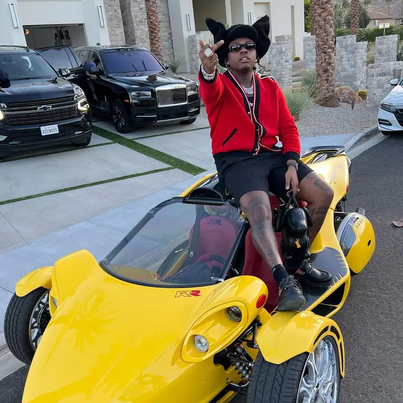 Gunna outfit in Celine, Thom Browne, and Dior, 2022