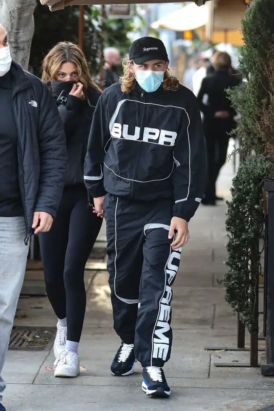 The Kid Laroi outfit in Nike and Supreme, 2022