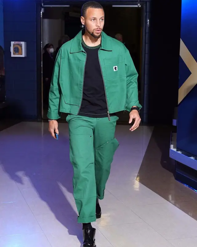 Stephen Curry outfit in Spencer Badu and Bottega Veneta, 2022