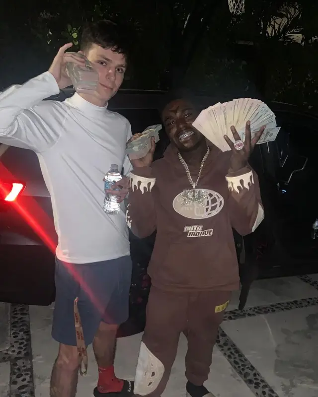 Kodak Black outfit in Local Trap Star , Adidas, and Yeezy, 2022