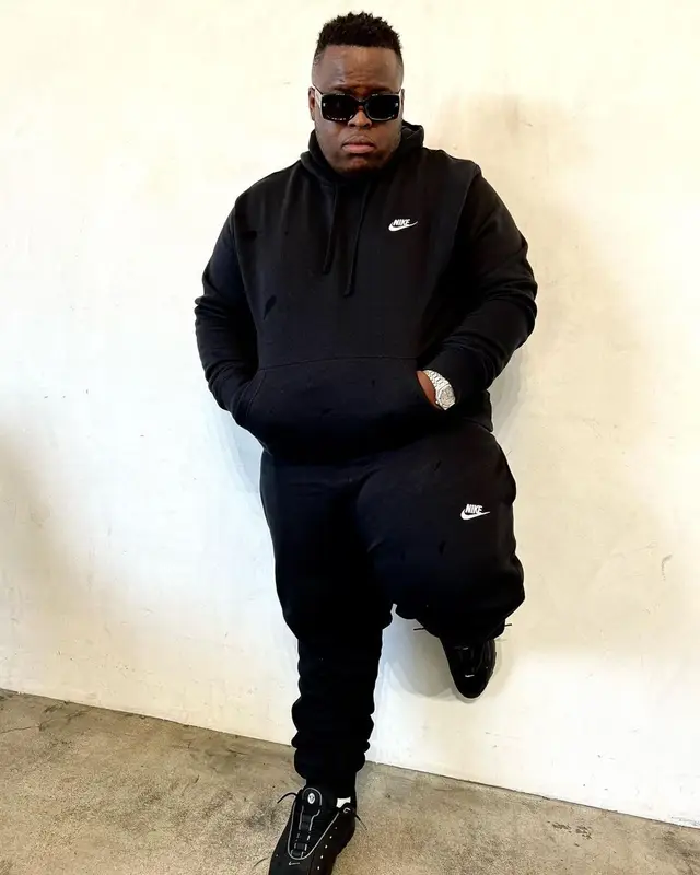 Morray outfit in Nike, Drake Merch, and Givenchy, 2022