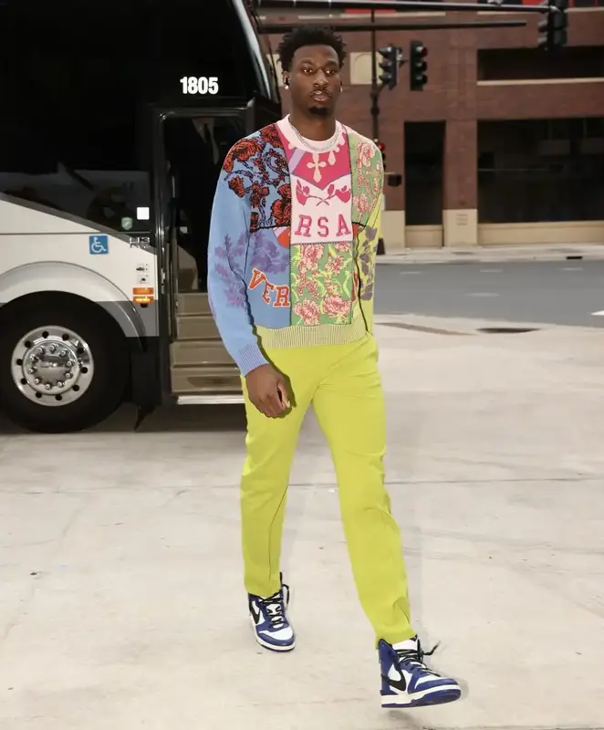 Jaren Jackson Jr. outfit in Versace, Nike, and Ambush, 2022