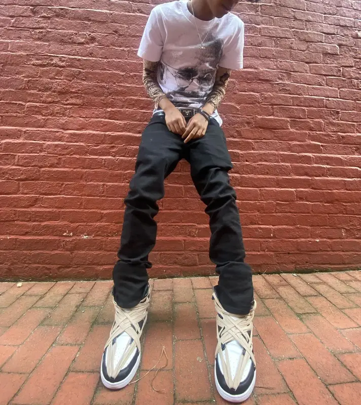 Yung Fazo outfit in Vogalstand, Prada, and Moncler, 2022