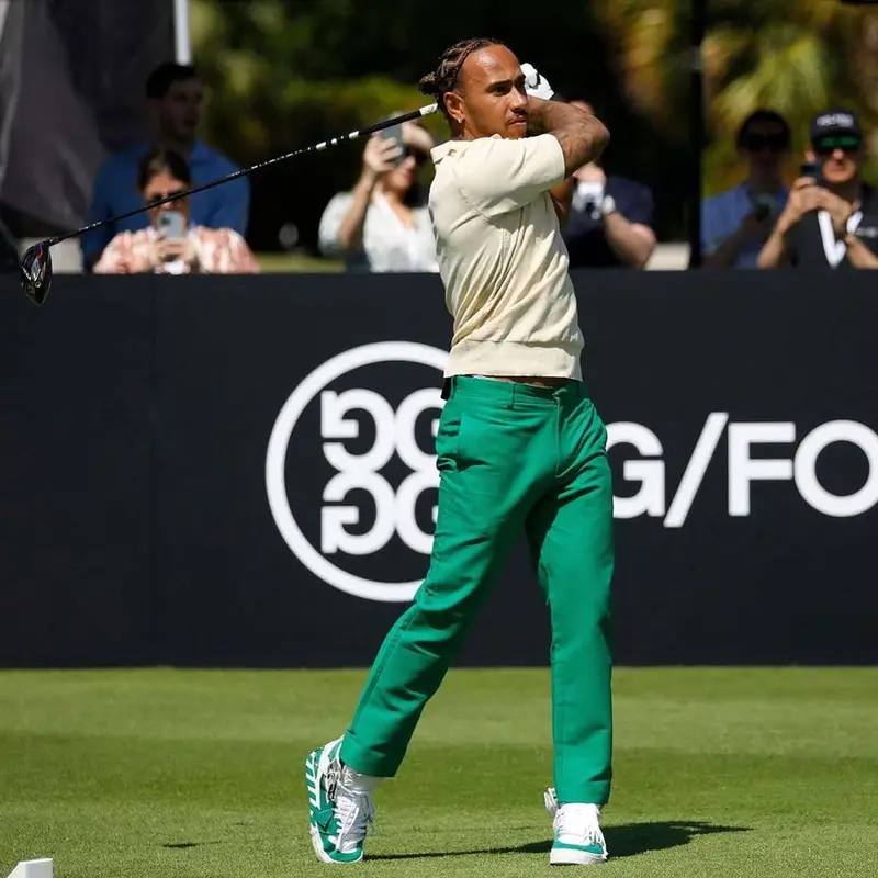 Lewis Hamilton outfit in Bogey Boys, 2022