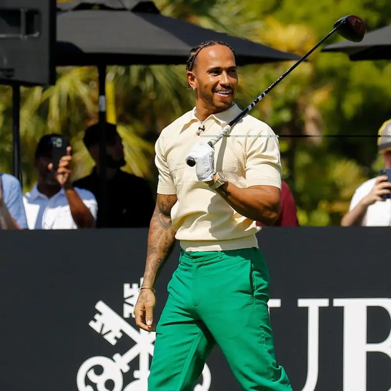 Lewis Hamilton outfit in Bogey Boys, 2022