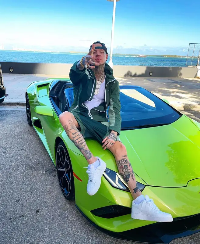 Millyz outfit in Kith and Nike, 2022