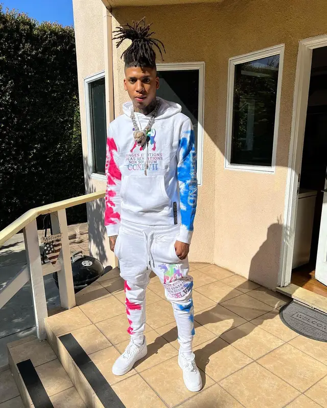 NLE Choppa outfit in Dreamland and Nike, 2022