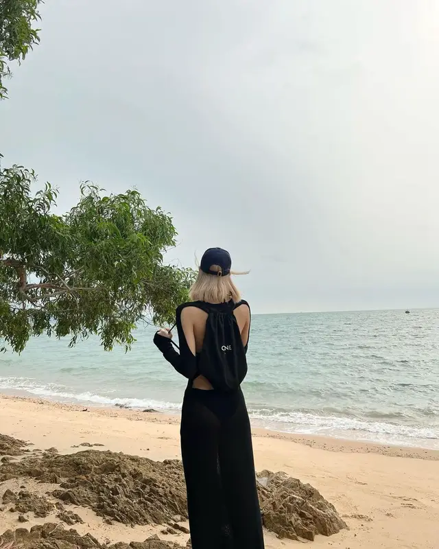 Lisa outfit in Baekro and Celine, 2022