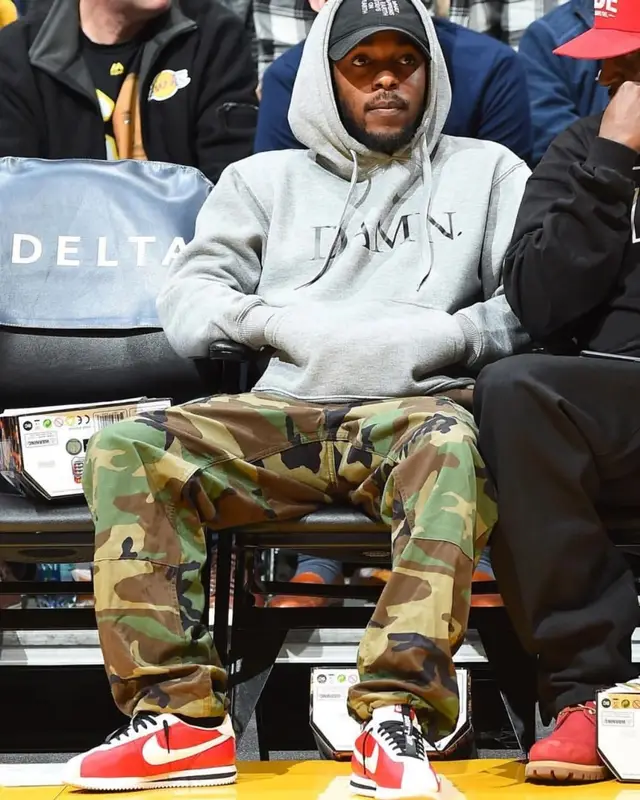 Kendrick Lamar outfit in Nike and Kendrick Lamar Merch, 2017