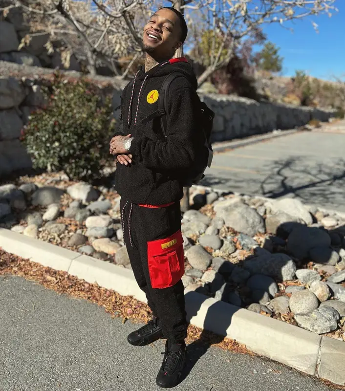 Flight outfit in Jordan and Gucci, 2021
