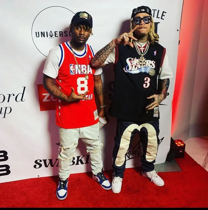 Sunny 2point0 outfit in Mitchell & Ness, Evisu, and Louis Vuitton, 2022