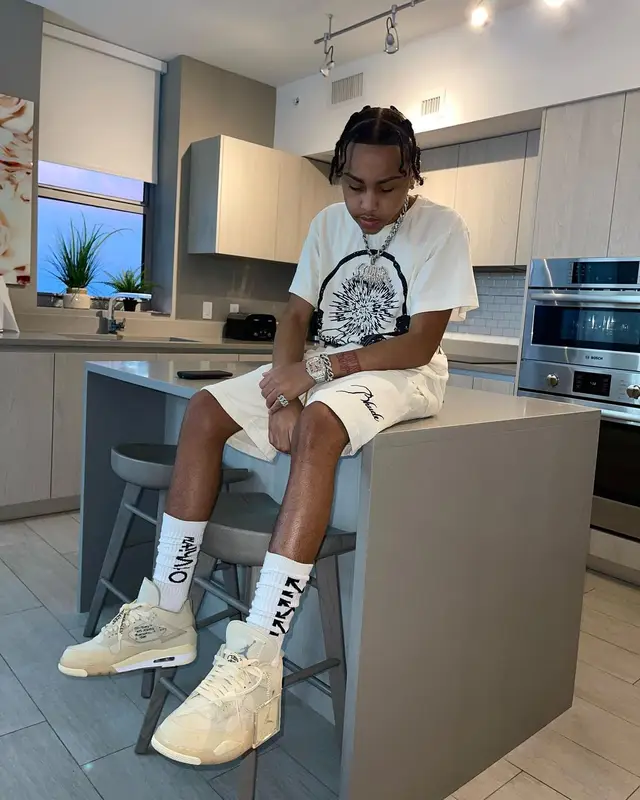 Stunna Gambino outfit in Rhude, Jordan, and Off-White, 2022