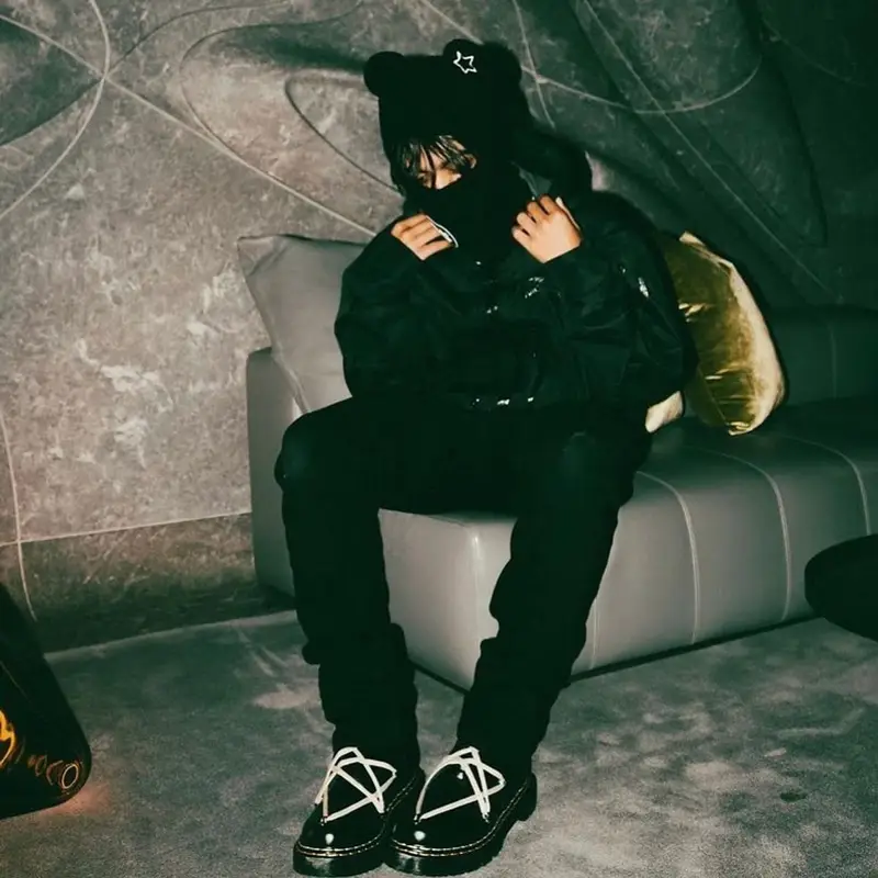 Yung Fazo outfit in Kompany With A K, 2022