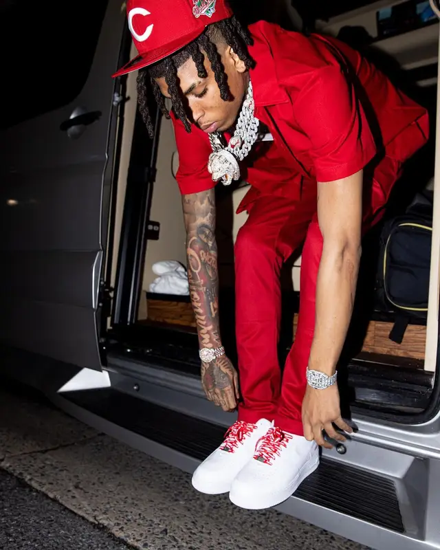 NLE Choppa outfit in Dickies, Supreme, and New Era, 2022