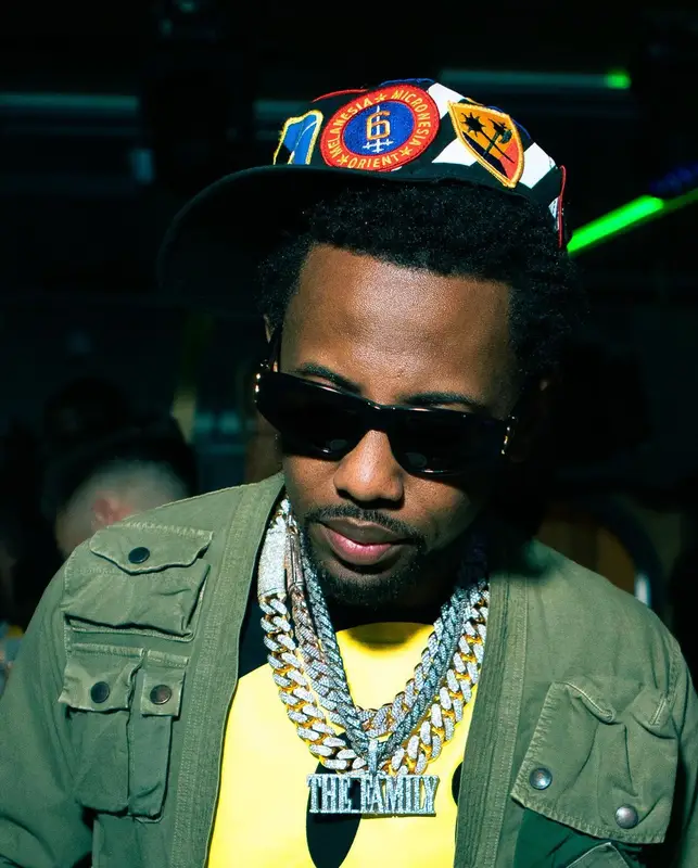 Fabolous outfit in Kapital, Balenciaga, and Off-White, 2022