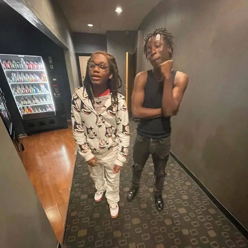 Tana outfit in Introvert Studios, Jordan, and Ray-Ban, 2022