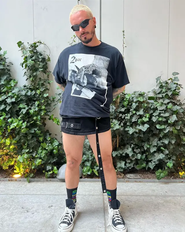 J Balvin outfit in Vintage, Converse, and Balenciaga, 2022