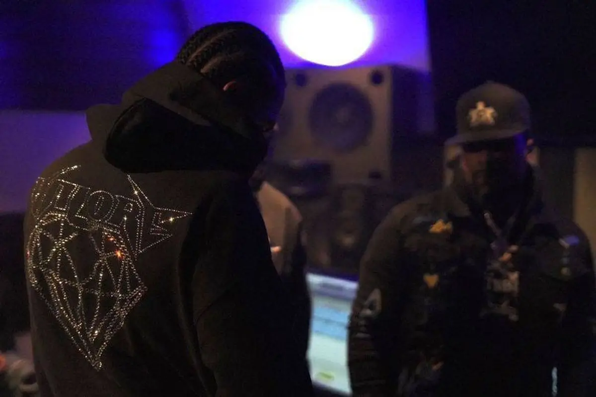 Dave East outfit in Vvlore, 2022
